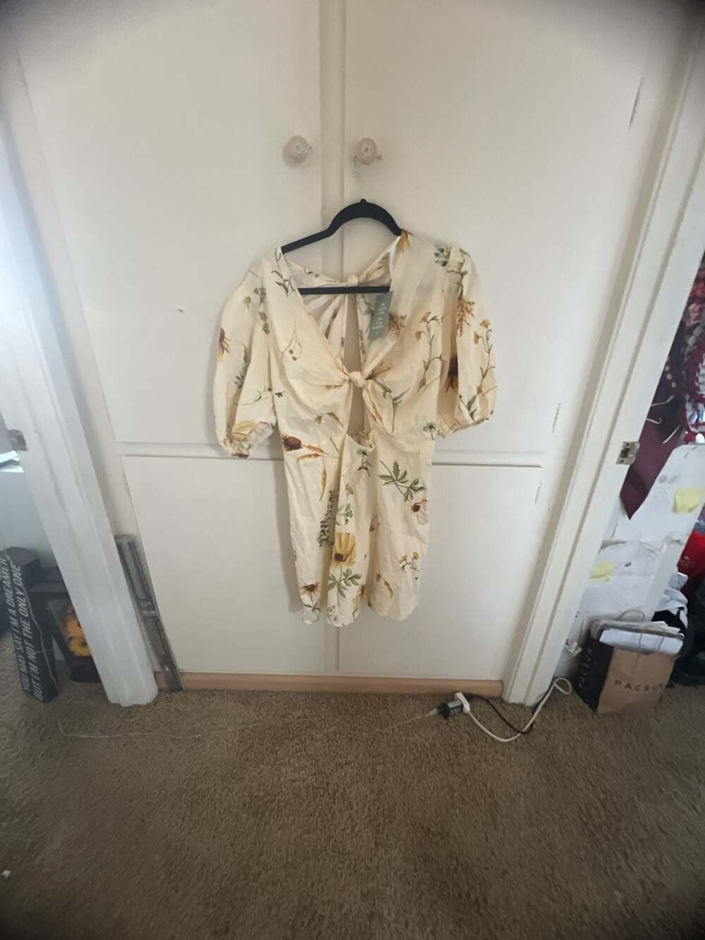H&M Floral Print Cut-Out Tie-Front Dress Size L